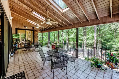1776 Avenue S, Huntsville, TX 77340 - Photo 16