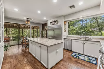 1776 Avenue S, Huntsville, TX 77340 - Photo 20