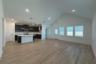 4723 Bay Vista Dr, Baytown, TX 77523 - Photo 10