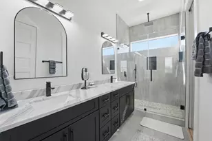 4206 Fox St, Houston, TX 77003 - Photo 16