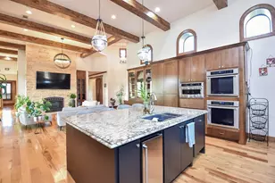 825 Grubbs Rd, Sealy, TX 77474 - Photo 10