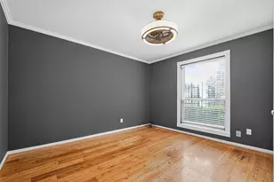 7575 Katy Fwy, Houston, TX 77024 - Photo 10