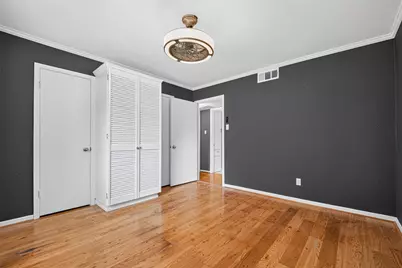 7575 Katy Freeway #18, Houston, TX 77024 - Photo 12
