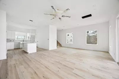 1034 W 17th Street #D, Houston, TX 77008 - Photo 6