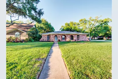 1802 Terrence Drive, Stafford, TX 77477 - Photo 2