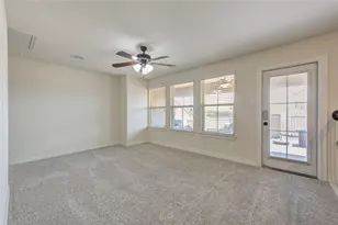 26 W Oaks Dr, Houston, TX 77058 - Photo 26