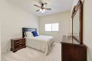 26 W Oaks Dr, Houston, TX 77058 - Photo 20