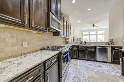 26 W Oaks Drive, Houston, TX 77058 - Photo 14