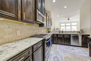 26 W Oaks Dr, Houston, TX 77058 - Photo 14