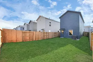 21269 Carosella Dr, New Caney, TX 77357 - Photo 36