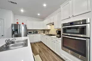 2114 Lost Timbers Dr, Conroe, TX 77304 - Photo 6