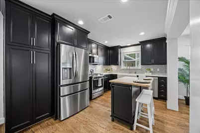 2524 Harvard Street, Houston, TX 77008 - Photo 8