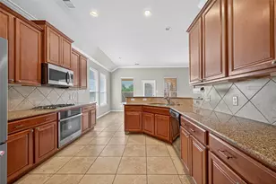 2019 Preston Park, Rosenberg, TX 77471 - Photo 10