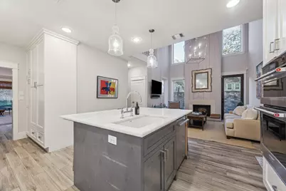 1266 Fountain View Drive #174, Houston, TX 77057 - Photo 10