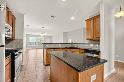 2296 Catalonia Cove, League City, TX 77573 - Photo 14