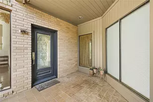 43 Legend Ln, Houston, TX 77024 - Photo 4