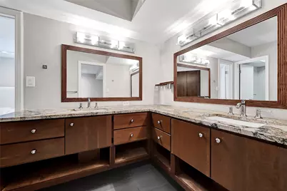 43 Legend Lane, Houston, TX 77024 - Photo 24