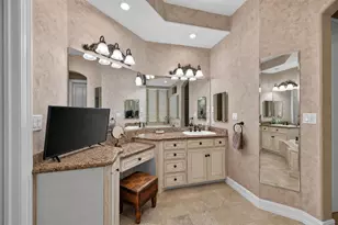 535 Evans St, Winnie, TX 77665 - Photo 8