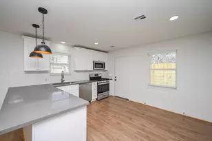 4710 Hershe St, Houston, TX 77020 - Photo 22