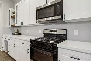 11311 Stonework Grv Ln, Houston, TX 77076 - Photo 12