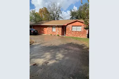 5736 West Airport Blvd, Houston, TX 77035 - Photo 1