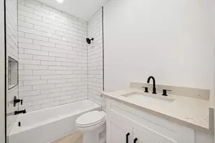 7828 Beckley St, Houston, TX 77088 - Photo 14