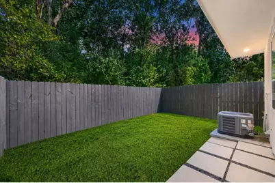 7828 Beckley Street #Back, Houston, TX 77088 - Photo 20