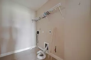 1703 Macclesby Ln, Houston, TX 77049 - Photo 16