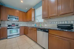 1703 Macclesby Ln, Houston, TX 77049 - Photo 12