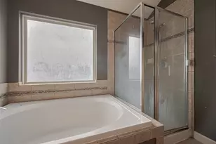 1703 Macclesby Ln, Houston, TX 77049 - Photo 36