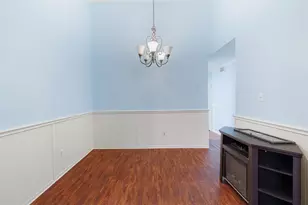 3130 Walnut Bend Ln, Houston, TX 77042 - Photo 12