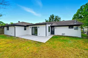 6034 Birchmont Dr, Houston, TX 77092 - Photo 14