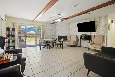 1218 S Johnson Street, Alvin, TX 77511 - Photo 6