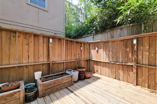 2911 Clinton Dr, Houston, TX 77020 - Photo 34