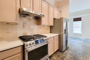 2911 Clinton Dr, Houston, TX 77020 - Photo 16