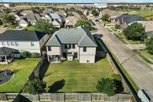 5922 Rosemary Circle, Baytown, TX 77521 - Photo 32