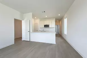2047 Emerald Lk Trl, Dayton, TX 77535 - Photo 8