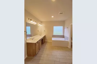 604 Fairfield Street E, Shoreacres, TX 77571 - Photo 10