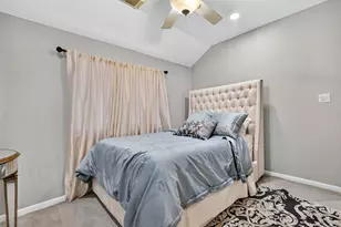 1802 Pepper Tree Ct, Sugar Land, TX 77479 - Photo 34
