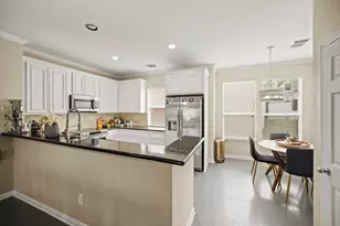 2605 W Dallas St, Houston, TX 77019 - Photo 18