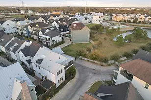 2403 W Kolbe Ln, Houston, TX 77080 - Photo 6