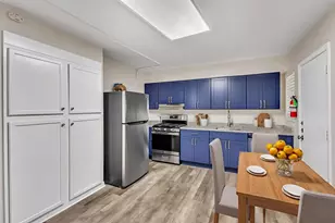 1137 Gunter St, Austin, TX 78721 - Photo 2
