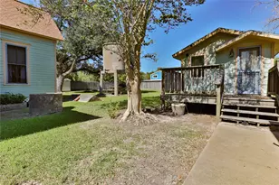 260 Fisher St, Matagorda, TX 77414 - Photo 42