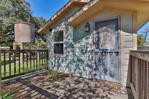 260 Fisher St, Matagorda, TX 77414 - Photo 32