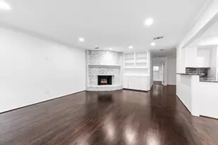 727 Bunker Hill Rd, Houston, TX 77024 - Photo 28