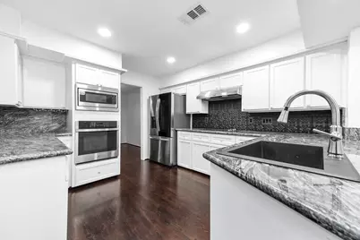 727 Bunker Hill Road #104, Houston, TX 77024 - Photo 26
