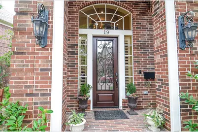 19 Ambleside Crescent Drive, Sugar Land, TX 77479 - Photo 2