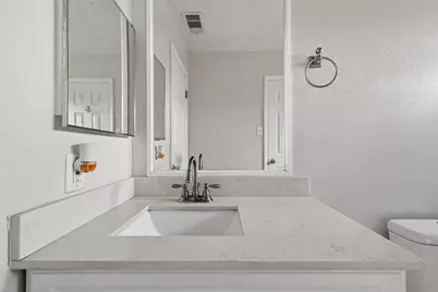 10738 Highland Woods Drive, Sugar Land, TX 77498 - Photo 26