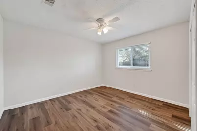 10738 Highland Woods Drive, Sugar Land, TX 77498 - Photo 28