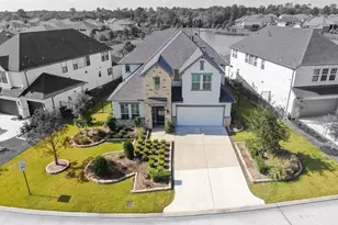 11 Shumard Oak Dr, The Woodlands, TX 77375 - Photo 2